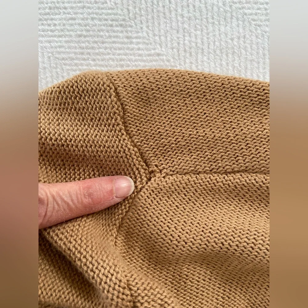 Quince Organic Cotton Cropped Cardigan Sweater Camel Brown Faux Horn Button Sz M - Picture 16 of 16